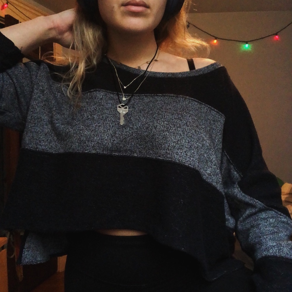 Urban Outfitters Striped Sweater Size M